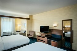  - Fairfield Inn & Suites by Marriott Dupont - I-5, Exit 118