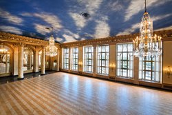  - Marriott Hotel Downtown Syracuse - I-81, Exit 18