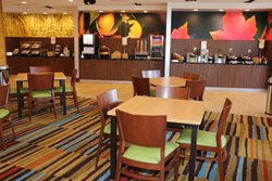  - Fairfield Inn & Suites by Marriott Bowling Green - I-75, Exit 181