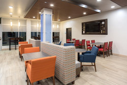  - Holiday Inn Express & Suites North Lincoln - I-80, Exit 403