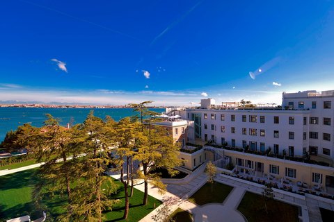 JW MARRIOTT VENICE RESORT & SPA - Photo 2