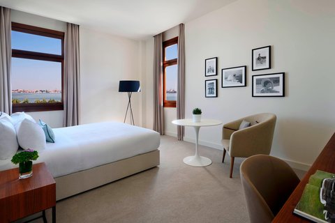 JW MARRIOTT VENICE RESORT & SPA - Photo 9