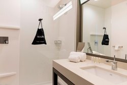  - Courtyard by Marriott Hotel Waterloo