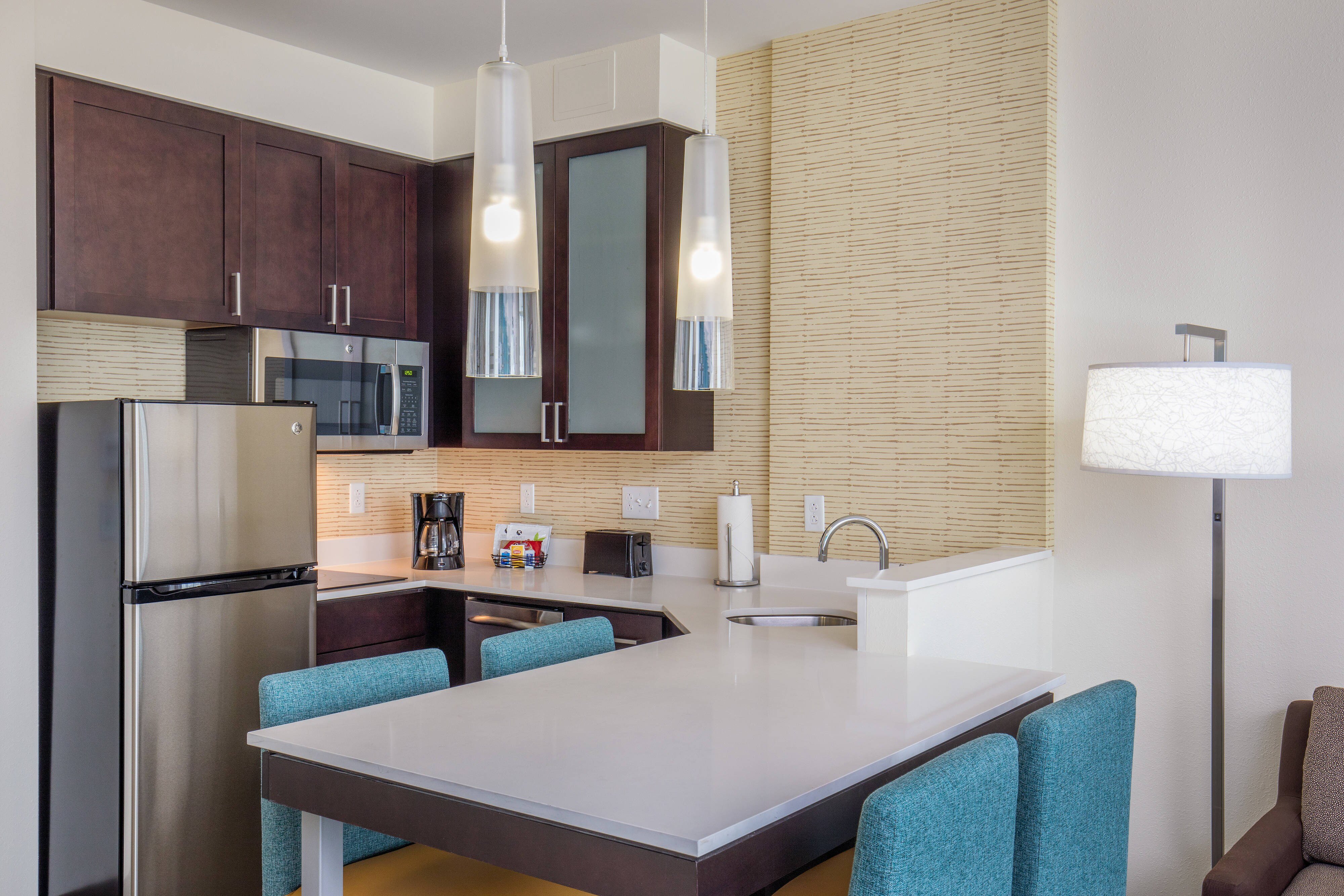 Studio Suite - Kitchen