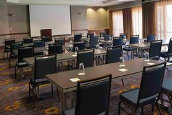  - Courtyard by Marriott Burbank Airport - I-5, Exit 147