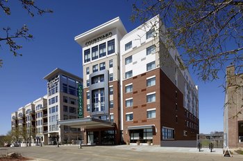 Courtyard by Marriott Downtown Akron