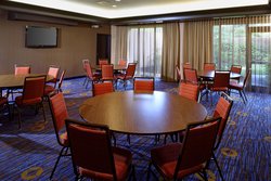  - Courtyard by Marriott Hotel Newark
