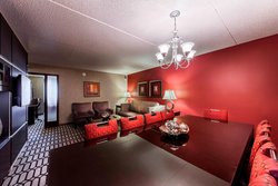  - Delta Hotel by Marriott Fargo - I-29, Exit 64