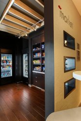  - Courtyard by Marriott Hotel Lenox