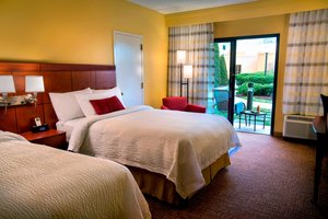 norwalk hotel courtyard marriott