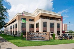  - Courtyard by Marriott Hotel Downtown Niagara Falls