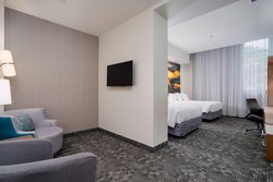  - Courtyard by Marriott Hotel Downtown Niagara Falls