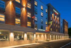  - Courtyard by Marriott Hotel Edgewater