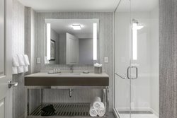  - Courtyard by Marriott Hotel Edgewater