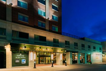 Courtyard by Marriott Downtown Little Rock