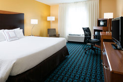  - Fairfield Inn & Suites by Marriott Airport Kansas City - I-29, Exit 13