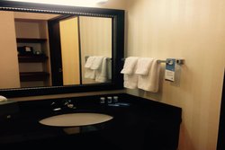  - Fairfield Inn & Suites by Marriott Airport Kansas City - I-29, Exit 13