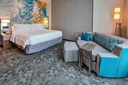  - Courtyard by Marriott Hotel Downtown Kansas City - I-670, Exit 2R & 2S