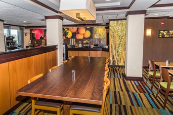 Breakfast - Seating Area