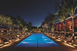  - Miami Beach EDITION Hotel