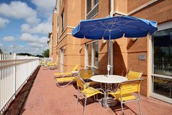  - Fairfield Inn & Suites by Marriott Oak Creek - I-41 & I-94, Exit 319