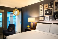  - Renaissance Hotel Bloomington