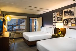  - Renaissance Hotel Bloomington