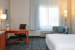  - Courtyard by Marriott Hotel Bloomington