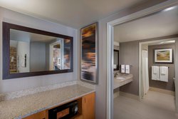  - Courtyard by Marriott Hotel Convention Center