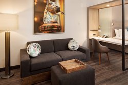  - SpringHill Suites by Marriott Downtown New Orleans -  I-10, Exit 234B & 235B