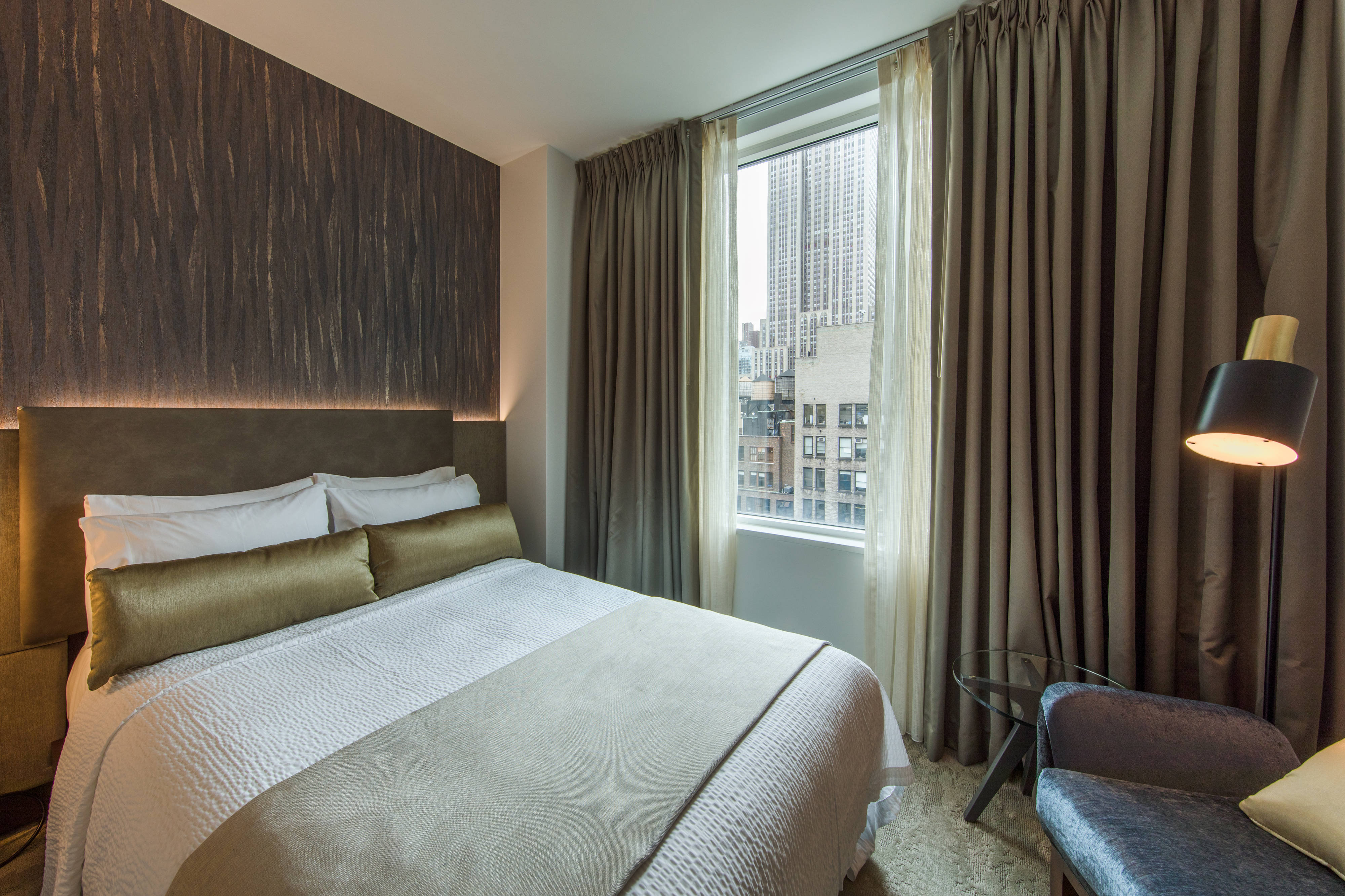 Street View Double/Double Guest Room