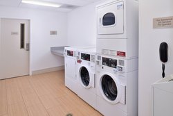  - SpringHill Suites by Marriott Riverside Corona - I-15, Exit 93