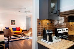  - Triada Hotel Palm Springs