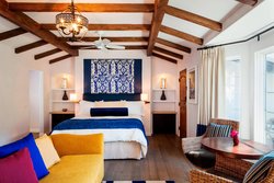  - Triada Hotel Palm Springs