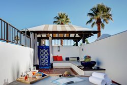  - Triada Hotel Palm Springs