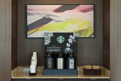  - Courtyard by Marriott Hotel Everett