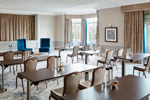 HANBURY MANOR MARRIOTT HOTEL - Photo 46