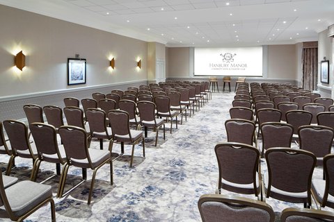 HANBURY MANOR MARRIOTT HOTEL - Photo 47