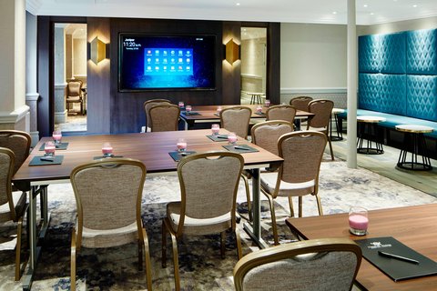 HANBURY MANOR MARRIOTT HOTEL - Photo 48