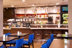  - Courtyard by Marriott Hotel Maumee - I-475, Exit 6