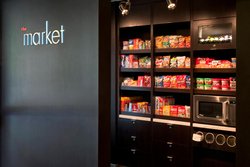  - Courtyard by Marriott Hotel Norwood