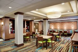 - Fairfield Inn & Suites by Marriott Lake City - I-75, Exit 427
