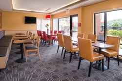  - TownePlace Suites by Marriott Huntington - I-64, Exit 11