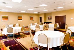  - Fairfield Inn & Suites by Marriott Hutchinson