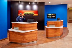  - Courtyard by Marriott Napa Valley Vallejo - CA 37, Exit 20