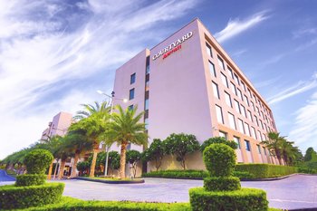 Courtyard Agra Marriott