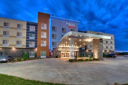  - Fairfield Inn & Suites by Marriott Yukon - I-40, Exit 136