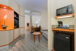  - Fairfield Inn & Suites by Marriott Temecula - I-15, Exit 61