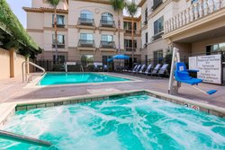 - Fairfield Inn & Suites by Marriott Temecula - I-15, Exit 61