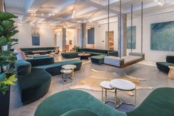  - Hi-Lo Hotel Downtown Portland - I-405, Exit 2A